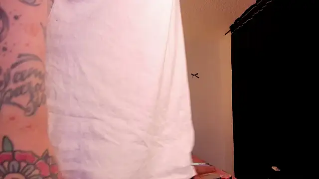 XXX chat uživo modela Alessamoth