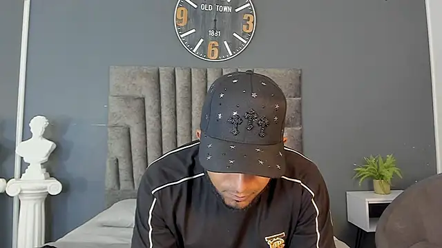 XXX chat uživo modela Robin_Rief