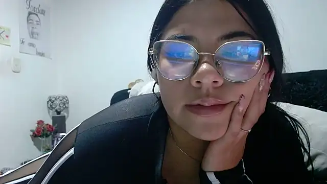 viccky_vick's Live XXX Chat