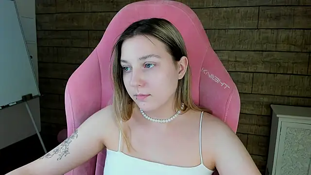 Chat XXX en directo de TinnaBurton