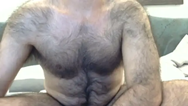 TheHairyMandel Show in webcam