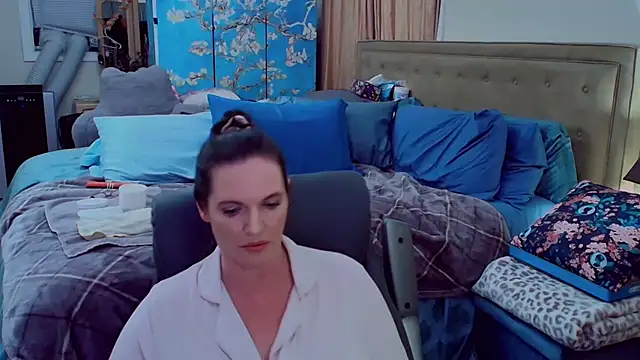 ninajaymes Chat XXX in diretta