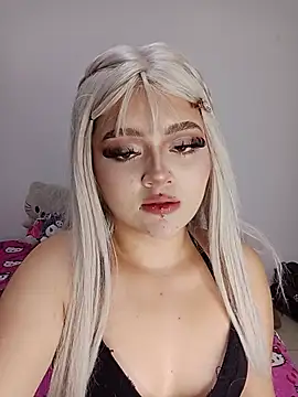 Chatroom XXX en direct de lya_nekko_