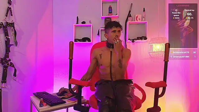 Онлайн чат XXX Maximoking26