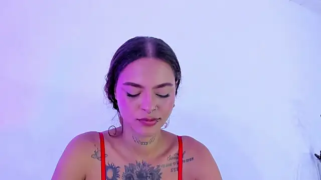 دردشة Caroline420_ الجنسية المباشرة
