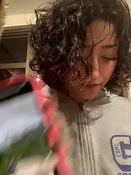 LilithMonette 现场XXX聊天