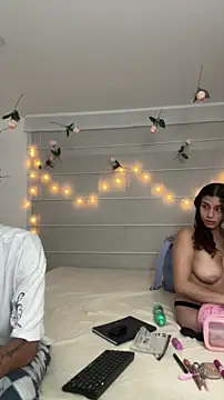 Sarabubbie 라이브 XXX 채팅