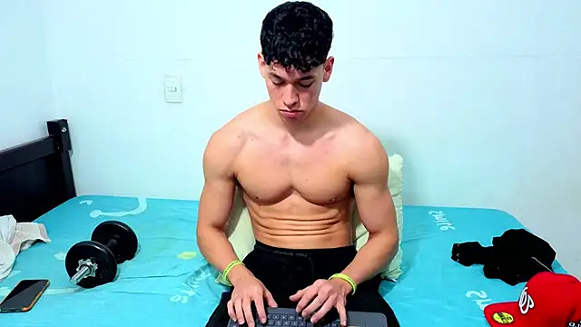 Luke_Muscle: онлайн-секс-чат