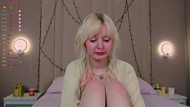 AdeleSilvy Chat XXX in diretta