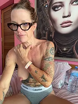 mommyselenafit_'s Live XXX Chat
