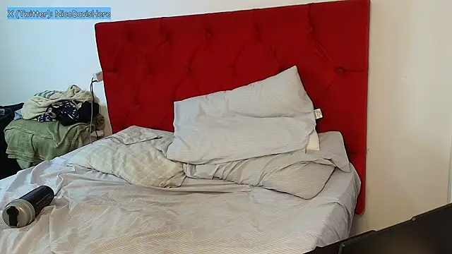 NicoDavisOfficial Chat XXX in diretta