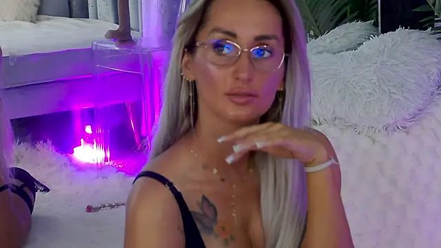 Chatroom XXX en direct de IsabelleEthan