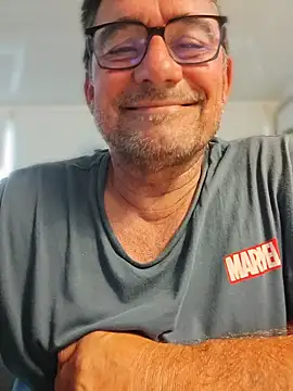 Chat +18 de phil_truck_exhib ao vivo