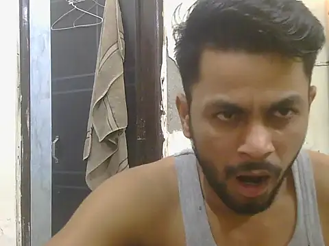 Stubborndesiboy Chat XXX in diretta