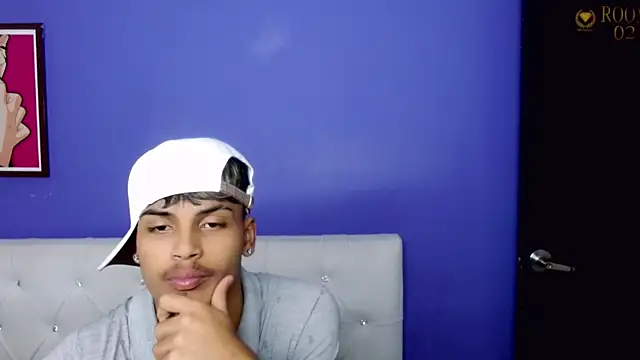 Chat +18 de Angel_foxc13 ao vivo