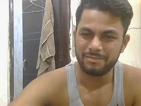 Czat XXX na żywo – Stubborndesiboy