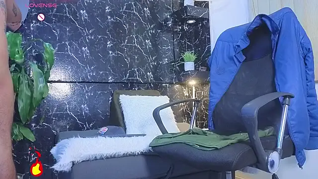 MR_EITHANのライブXXXチャット
