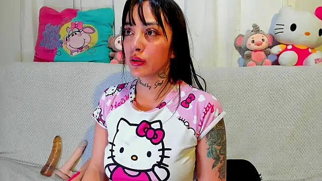 Abbyhally Chat XXX live