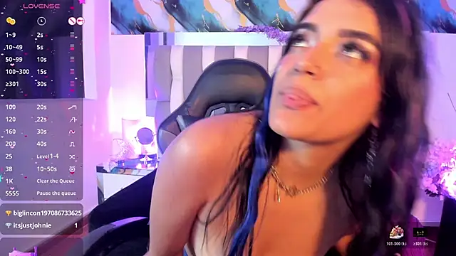 IsaDiiaz Chat XXX in diretta