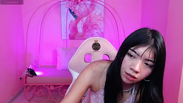 Soffi_x_x_ Live XXX-chat