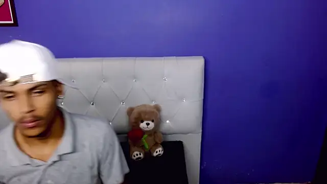 Онлайн чат XXX Angel_foxc13