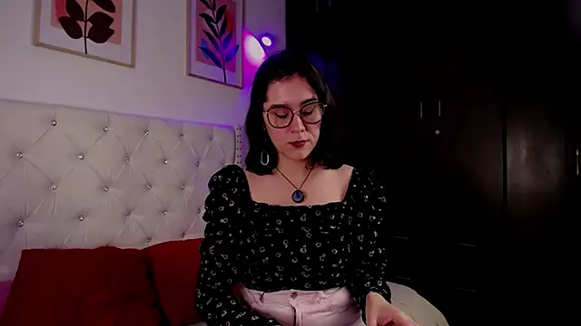 Barbie_Goddess Adlı Modelin Canlı XXX Sohbeti