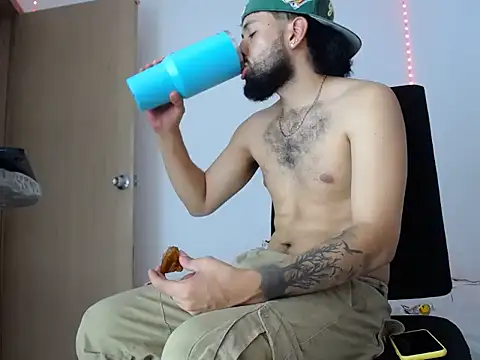 camilorestrepo77 Live XXX-chat