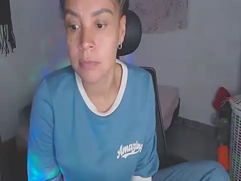 shayna_cute লাইভ XXX চ্যাট