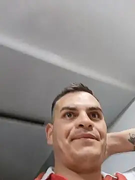 Edwin_Q Live XXX-chat