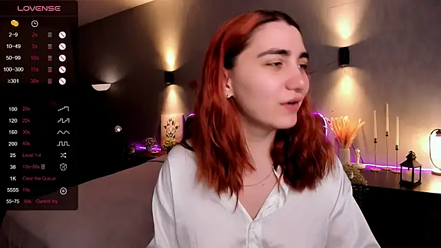 Chatroom XXX en direct de hannacheekss_
