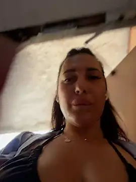 Chat +18 de AleksandraRich ao vivo