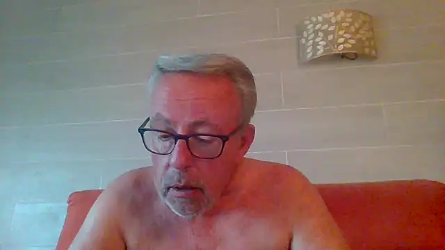 Chat XXX ao vivo de tuggy59