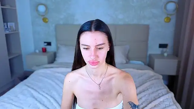 Chatroom XXX en direct de Snow_WhiteeeX