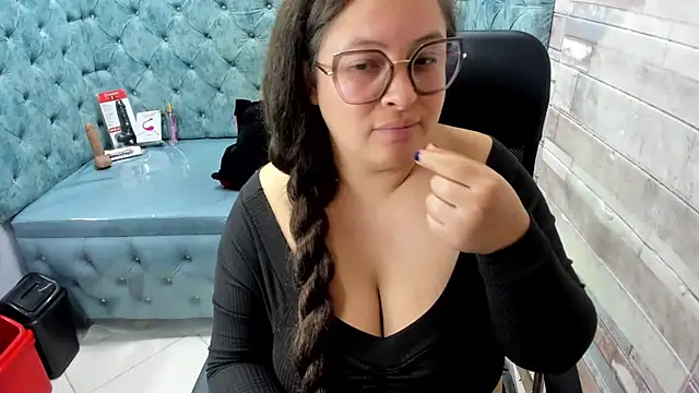 Sarah_Boobs_ Obrolan Langsung XXX