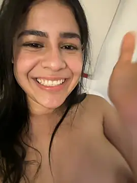 Chatroom XXX en direct de CuteKira7