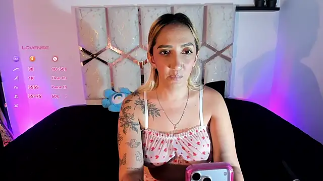 دردشة Amanda_klaire الجنسية المباشرة