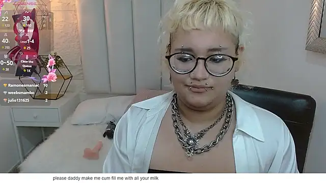 Chat +18 de Echypyon_ ao vivo