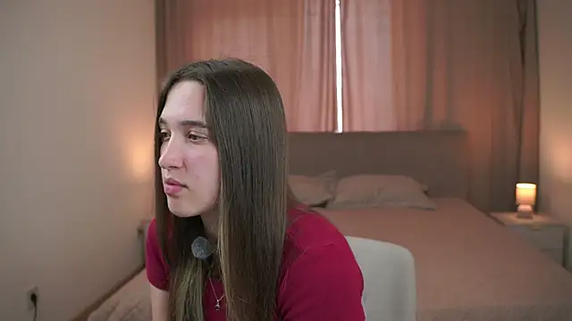 MeliaCusanelli's Live XXX Chat