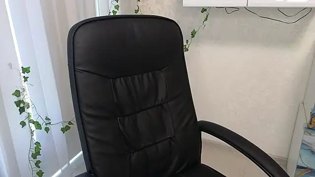 Chat XXX en directo de Ulyanixx