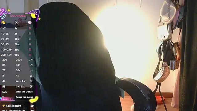 val_bardotのライブXXXチャット