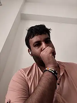vinay_smalldick Chat XXX in diretta