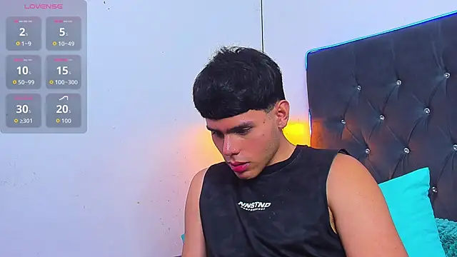 Nathaniel_Park Chat XXX in diretta