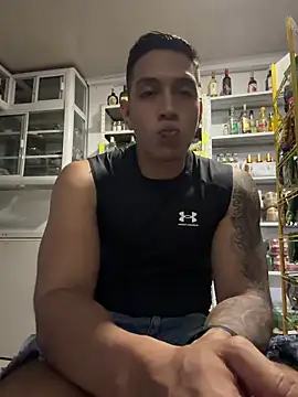 OliverWest04's Live XXX Chat