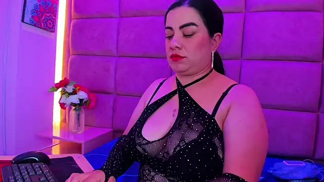Chatroom XXX en direct de Emilyy_Moon_