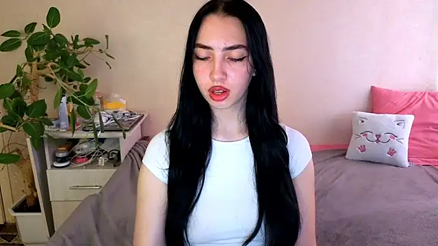 WildKittenX_n Live XXX chat