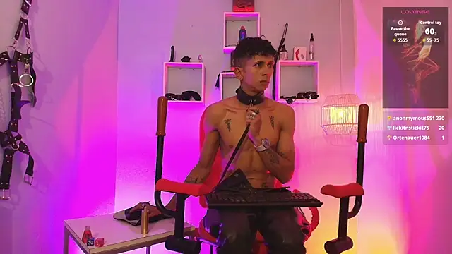 XXX chat uživo modela Maximoking26