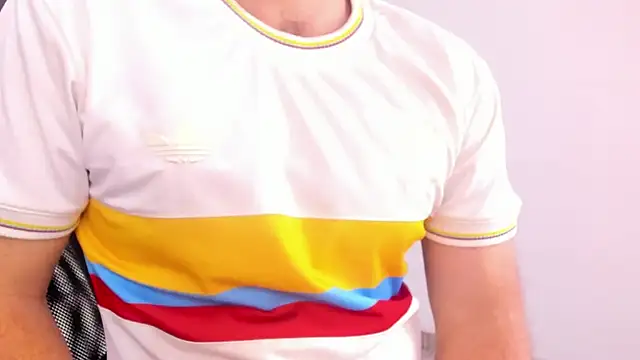 XXX chat uživo modela michacosio