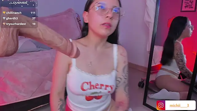 Chatroom XXX en direct de kitty_patitas_suavesss