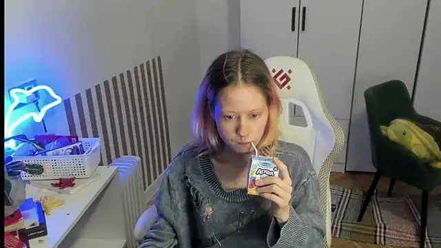 Silly__Milly – Naživo XXX chat