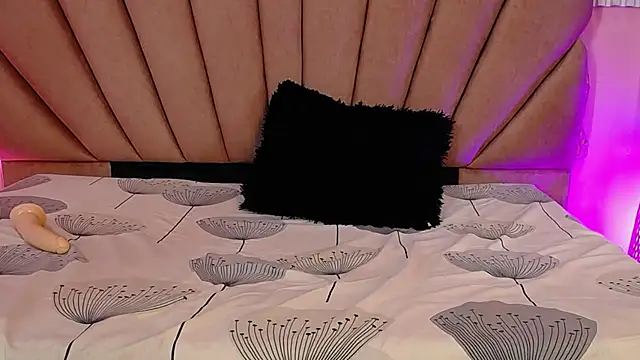 XXX chat uživo modela Kyomi_Hunt